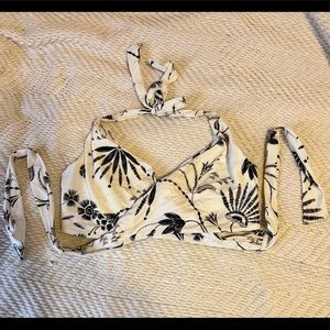 Athleta Bikini top